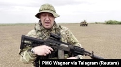Liderul mercenarilor Wagner, Evgheni Prigojin, a apărut la începutul acestei săptămâni în prima sa înregistrare video de la revoltă, în imagini filmate probabil în Africa.