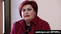 Գյումրիի թիվ 19 դպրոցի նախկին տնօրեն Նարինե Մեսրոպյան
