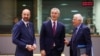 Presidenti i Këshillit Evropian, Charles Michel, sekretari i Përgjithshëm i NATO-s, Jens Stoltenberg dhe përfaqësuesi i Lartë i BE-së për për politikë të jashtme dhe siguri, Josep Borrell, në samitin e liderëve të BE-së në Bruksel, Belgjikë, 29 qershor 2023.