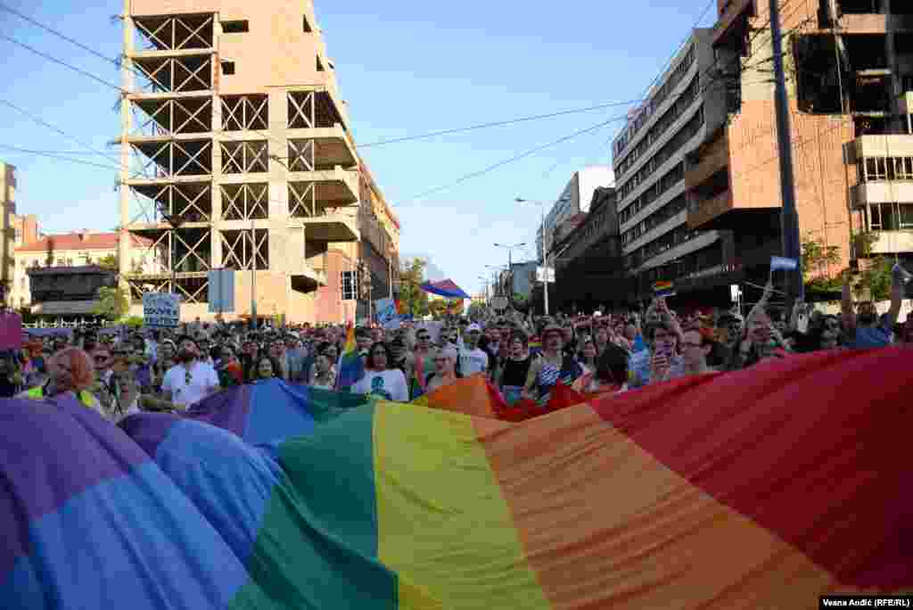 Се бара и брза и адекватна реакција на државните органи и јавна осуда на владините претставници за говорот на омраза и злосторствата мотивирани од омраза кон ЛГБТ+ заедницата.