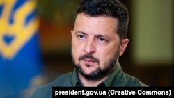 Володимир Зеленський каже, що занадто довго тривають відповідні дискусії, нарешті потрібні рішення