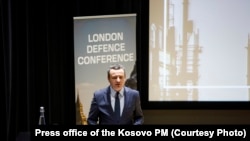 Албин Курти за време на свое обраќање на конференцијата за одбрана во Лондон, 23 мај 2024 година.