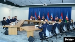 ԱՄՆ - Հայաստանի և Ադրբեջանի ԱԳ նախարարներ Արարատ Միրզոյանի և Ջեյհուն Բայրամովի բանակցությունները՝ ԱՄՆ պետքարտուղար Էնթոնի Բլինքենի մասնակցությամբ, Արլինգթոն, 27-ը հունիսի, 2023թ.