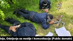 Тројцата косовски полицајци при апсењето од српското МВР на 14 јуни 2023