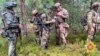 Mercenarë të grupit të lidhur me Rusinë, Wagner, në Bjellorusi.