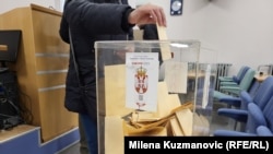 Изборен ден во Србија