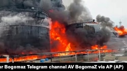 Наступствы ўкраінскага ўдару па нафтабазе ў Бранскай вобласьці ў студзені 2024 году. Ілюстрацыйнае фота