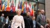 Az ukrán államfő az Európai Bizottság és az Európai Tanács elnökével a brüsszeli EU-csúcson 2023. február 9-én