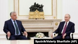 Унгарскиот премиер Виктор Орбан и рускиот претседател Владимир Путин 