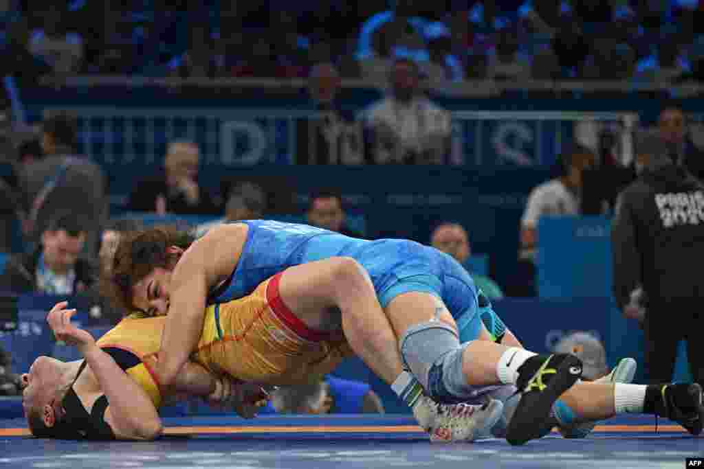 În sferturile de finală, Nichita a învins-o pe brazilianca Giullia Penalber. 