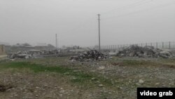 Мақомот гуфтаанд, ин замини кишоварзист ва бояд ба ҳолати пешинааш баргардонда шавад