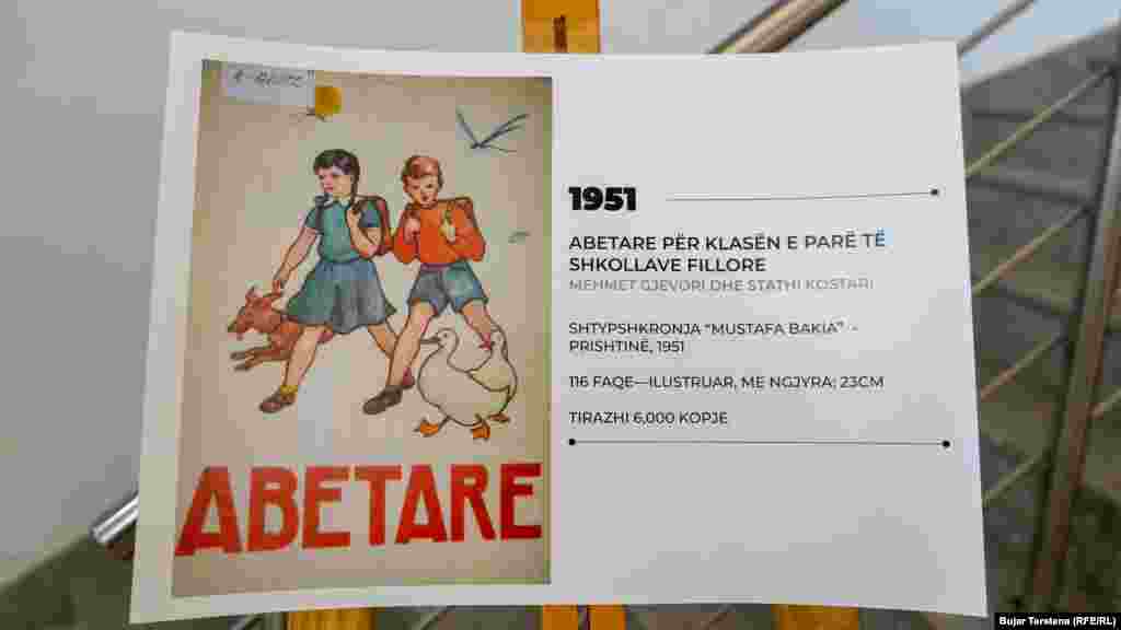  Abetare e botuar në vitin 1951 e ilustruar dhe me ngjyra. Ajo o botua në Prishtinë dhe tirazhi i saj ishte 6 mijë kopje.