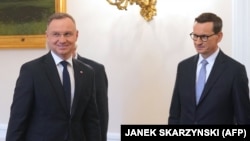 Полскиот претседател Анджеј Дуда и премиерот Матеуш Моравјецки за време на консултациите за формирање на нова влада, Варшава, 24 октомври 2023