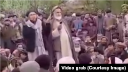 هفته گذشته طالبان و معترضان در ولسوالی ارگوی ولایت بدخشان با هم درگیر شدند.