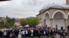 Sahrana posle ekshumacije i obdukcije muftije Muamera Zukorlića u haremu Altun alem džamije u Novom Pazaru, 6. maj 2022.