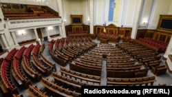 Про призначення нових кандидатів на ці посади в порядку денному 3 листопада не йдеться