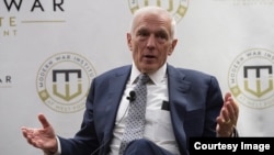Generalul (r) Wesley Clark spune că atacurile din ultimele zile arată că Iranul își afirmă statutul de putere militară regională dominantă.