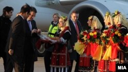 Индискиот бизнисмен Субрата Рој во посета на Македонија на средба со министерот за финансии Зоран Ставрески.