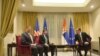 Presidenti serb, Aleksandar Vuçiq në takim me të dërguarin amerikan për Ballkanin Perëndimor, Gabriel Escobar dhe të dërguarin e Bashkimit Evropian për dialogun mes Kosovës dhe Serbisë, Miroslav Lajçak.