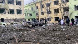 Spitalul din Mariupol după atac (imagini publicate de Consiliul municipal)