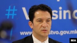 Министерот за здравство Беким Сали