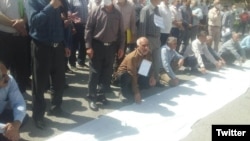 سفره خالی بازنشسته‌ها در روز چهارشنبه