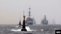 NATO-hadgyakorlat a norvég partoknál 2015. május 4-én