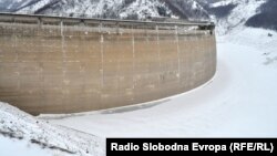Браната Глажња.