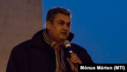 A roma polgárjogi aktivista ötven évet élt.