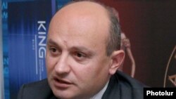 Ստյոպա Սաֆարյան, արխիվ