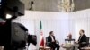 محمود احمدی نژاد پیش از مصاحبه با تلویزیون دولتی ایران