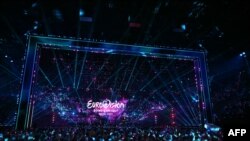 Fotografi nga gjysmëfinalja e parë e Eurovizionit, në arenën St. Jakobshalle në Bazel të Zvicrës, më 13 maj 2025.