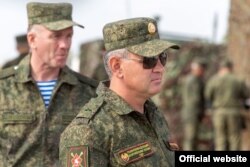 Лидер Приднестровья Вадим Красносельский на военных маневрах, 2 октября 2020 года