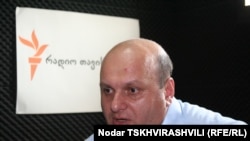 ნოდარ ხადური