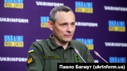 Юрій Ігнат нагадав, що після численних атак за допомогою дронів та крилатих ракет російські військові взяли паузу, ймовірно, для того, аби накопичити озброєння