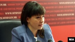 Мила Царовска,министерка за труд и социјална политика