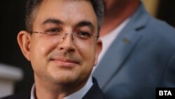 Номинираният за министър-председател от "Има такъв народ" Пламен Николов