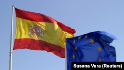 Знамето на Шпанија и на ЕУ