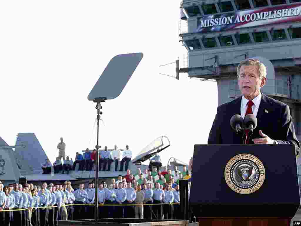 Atacurile teroriste asupra SUA au determinat administrația George W. Bush să declanșeze așa-numitul „Război Împotriva Terorii”. Acesta viza, în principal, eliminarea conducerii organizația Al-Qaeda, în frunte cu Osama bin Laden. Inițiativa războiului împotriva terorismului urma să ducă în anii următori la războaiele din Irak și Afganistan. În 2006, președintele Irakului, Saddam Hussein, este executat la Bagdad. În 2011, liderul al-Qaeda, Osama bin Laden, este ucis de forțele speciale americane în timpul unui raid din Pakistan. 