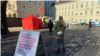 Százezer adag orosz vakcina érkezett, elhunyt 103 beteg