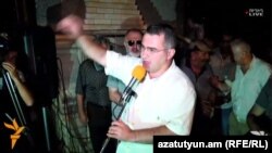 Armenia - Armen Martirosian, a leading member of the opposition Zharangutiun (Heritage) party, during a street protest in Yerevan, 23July, 2016