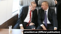 Թուրքիայի և Ադրբեջանի նախագահները Բաքու-Թբիլիսի-Կարս երկաթուղու բացման արարողության ժամանակ, 30-ը հոկտեմբերի, 2017թ․