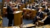 Crnogorski premijer Zdravko Krivokapić i predsjednik Milo Đukanović u Parlamentu, decembar 2020