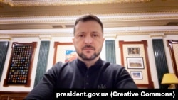 Володимир Зеленський додав, що, за попередніми даними, російська армія атакувала місто із ракетної системи залпового вогню