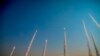 Testimi i raketave balistike dhe dronëve në një shkretëtirë të Iranit, 15 janar 2021.