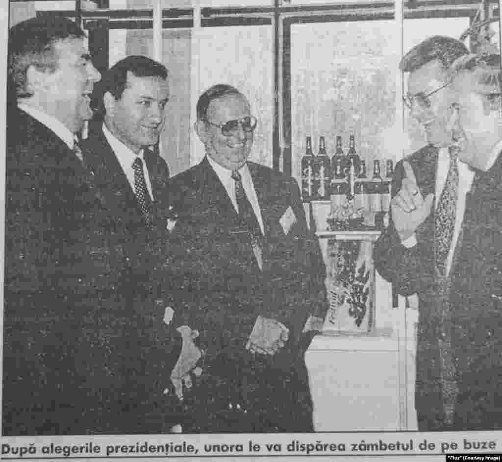 "Flux", 20 septembrie 1996, în dreapta: preşedintele Mircea Snegur şi ministrul de Externe Mihai Popov, în stânga: premierul Andrei Sangheli şi şeful legislativului Petru Lucinschi