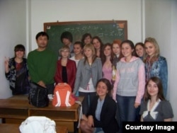Takaşiniñ Ukrayinadaki ilk işi – Lviv universitetinde yapon tili dersleri