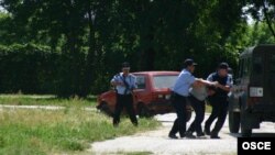 Вежба на припадници на МВР за справување со тероризам 