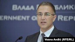 Небојша Стефановиќ
