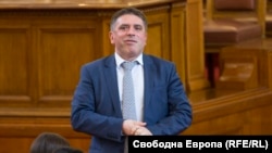Председателят на правната комисия Данаил Кирилов. 